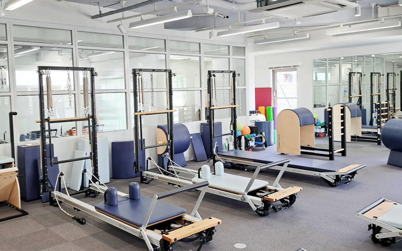 Sky Pilates Tokyo 表参道店 ピラティススタジオ